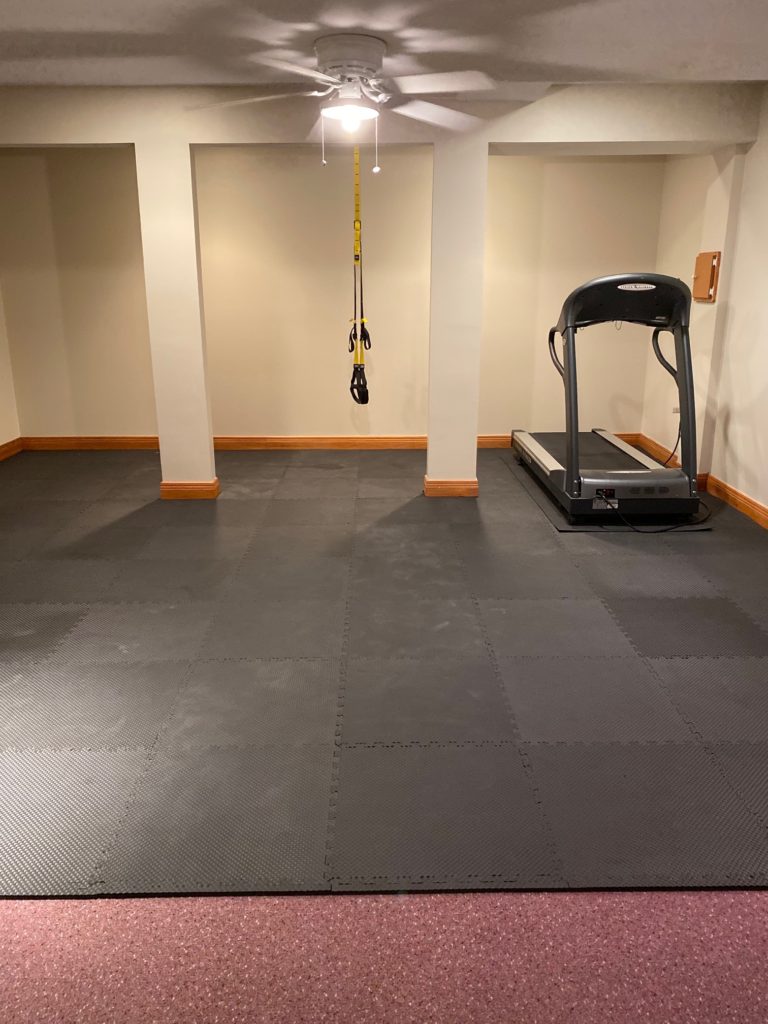 Diy Gym Floor Home Gym On A Dime Tami In Between