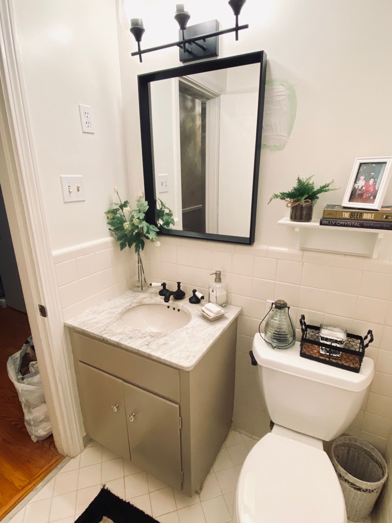 BATHROOM UPDATE FOR UNDER $200 - Not young, not old...somewhere in between